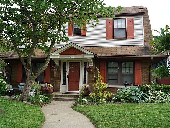 2nd image of 921 Homewood Ave