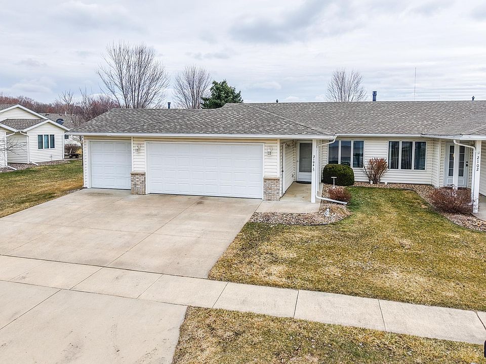 1st image of 2104 McQuillan Ct SE