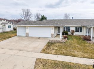 2104 McQuillan Ct SE, Rochester, MN 55904