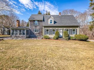 27 Maple St, Kingston, MA 02364