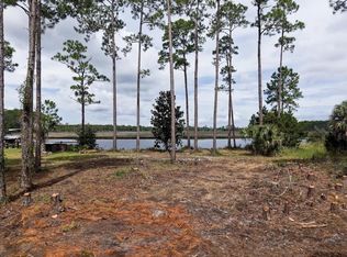 150 New River Ln, Carrabelle, FL 32322