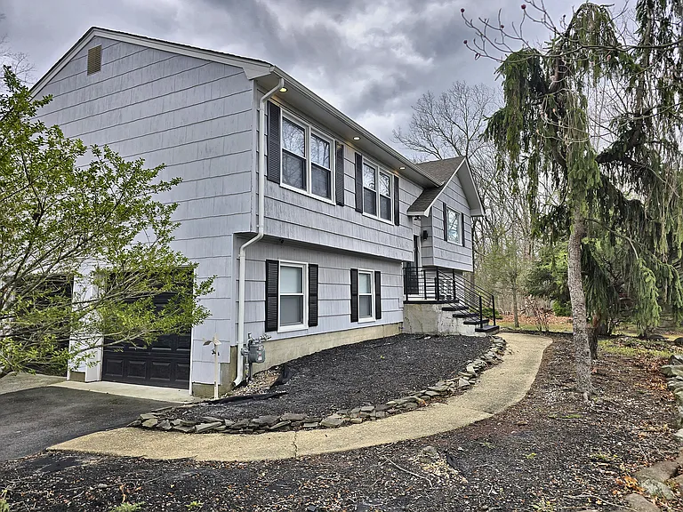 2111 Dover Pines Ave — Photo 9