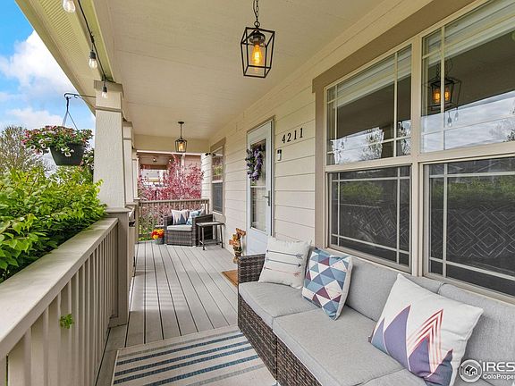 3rd image of 4211 Mariposa Ln