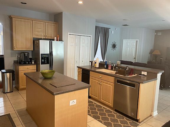 5th image of 10535 Canary Isle Dr