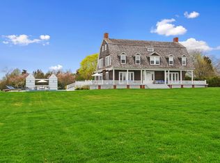 24 Bay Ln, Water Mill, NY 11976