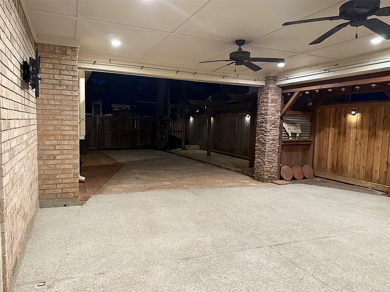 12907 Lake Mist Dr — Photo 28