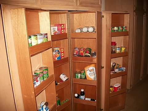 Some of the cabinetry,Luv it