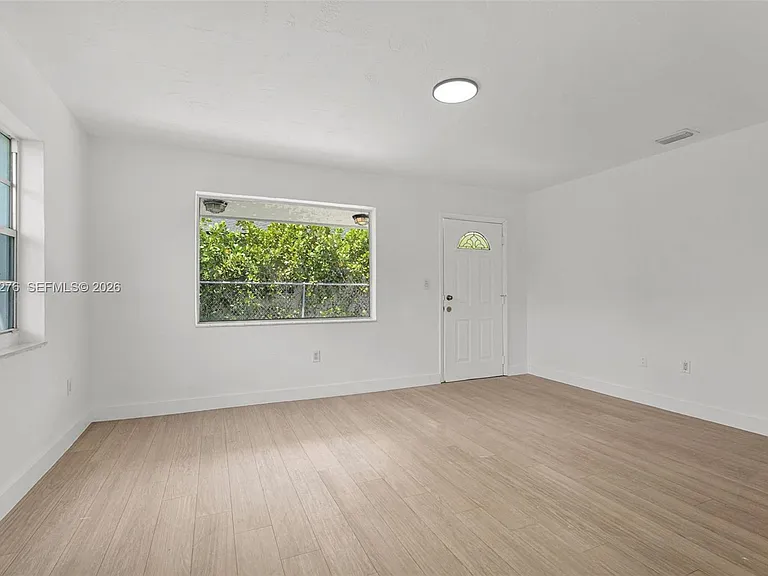153 NW 42nd St #1 — Photo 17