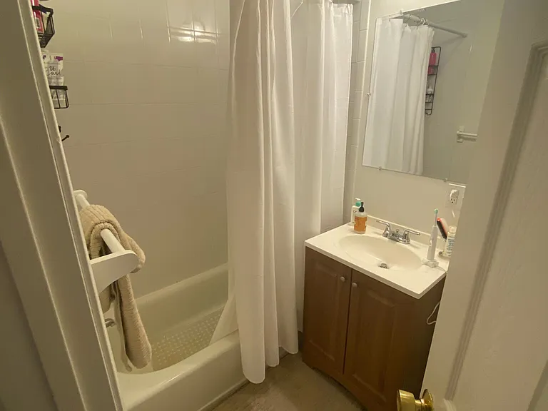 38 Hemenway St #6 — Photo 25