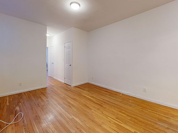 4th image of 1483 1st Ave APT 3B