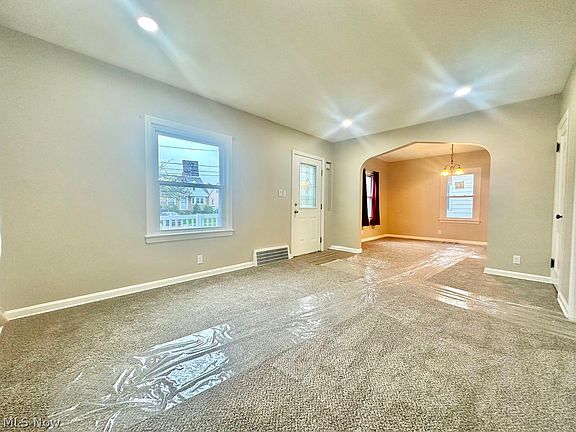 3rd image of 7503 Outlook Ave