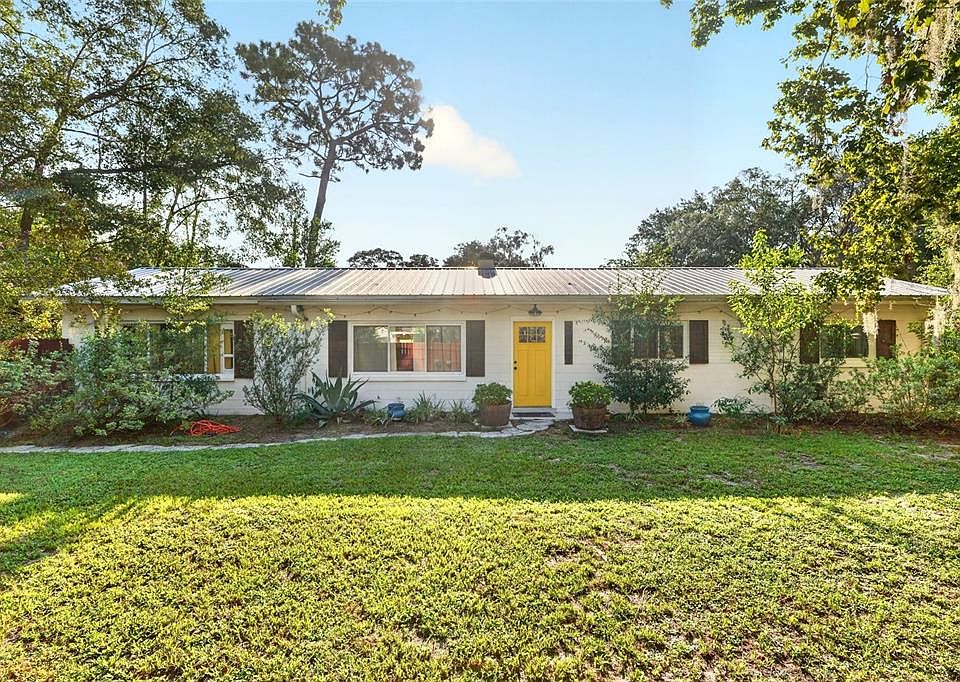 1st image of 3929 NW 20TH TERRACE