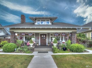 1109 7th St, Anacortes, WA 98221