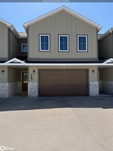 107 Stonebrook Ct, Clear Lake, IA, 50428