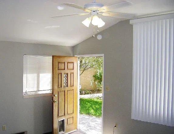 2231 Riviera St — Photo 27