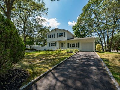 1 Eileen Court, Coram, NY, 11727
