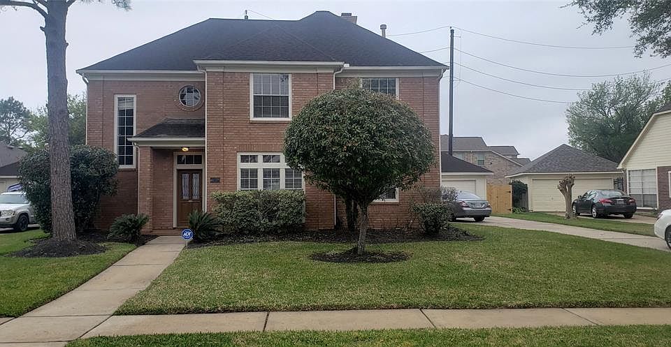 1st image of 2706 Vermillion Dr