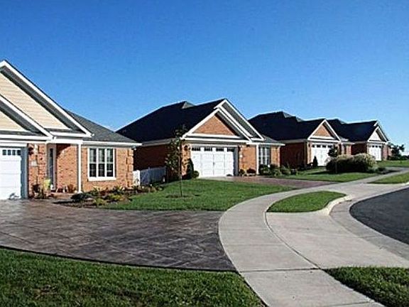 2nd image of 1038 Magnolia Ct