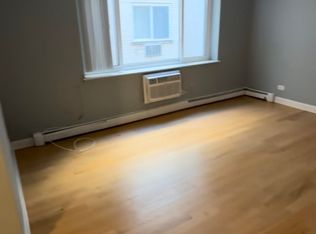 663-204 W Grace St, Chicago, IL 60613