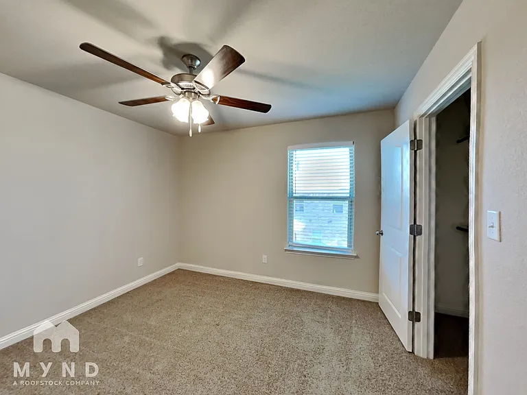 777 Rolling Terrace Cir — Photo 16