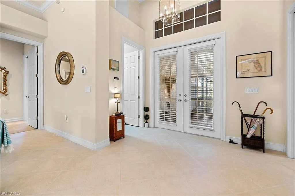 3 bed, 2.0 bath, 1745 sqft, $12,000 — Photo 4