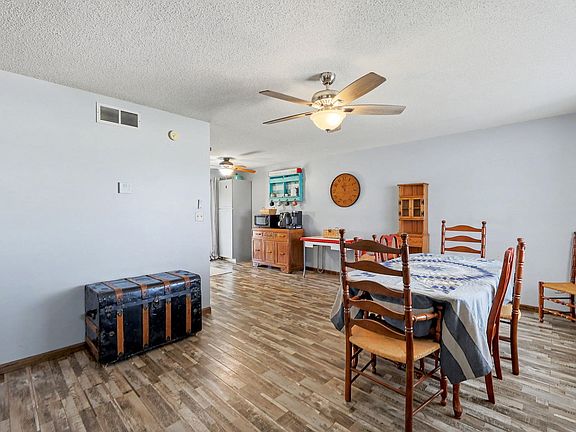 5th image of 103 W Rockwood Blvd