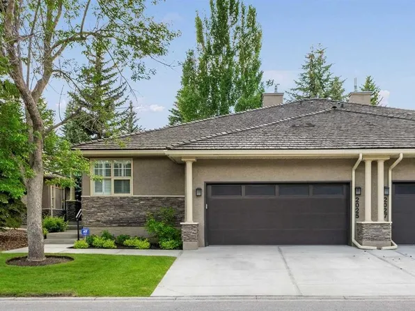 2025 E Palermo Way SW, Calgary, AB T2V 5J6