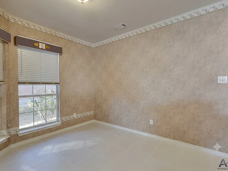801 Steeps Ct — Photo 21
