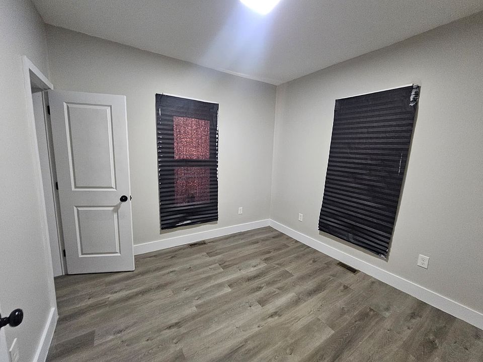 1st image of 193-195 Seymour Ave #1