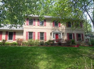 2101 Helmwood Ct, Vienna, VA 22181