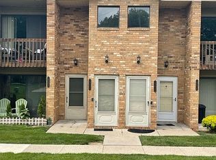 29656 Clarita St, Livonia, MI 48152