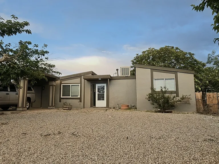 4708 Tennessee St NE — Photo 1