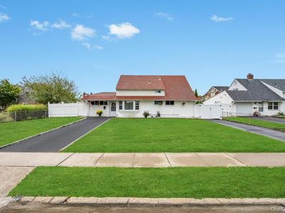 46 Hardy Lane, Westbury, NY, 11590