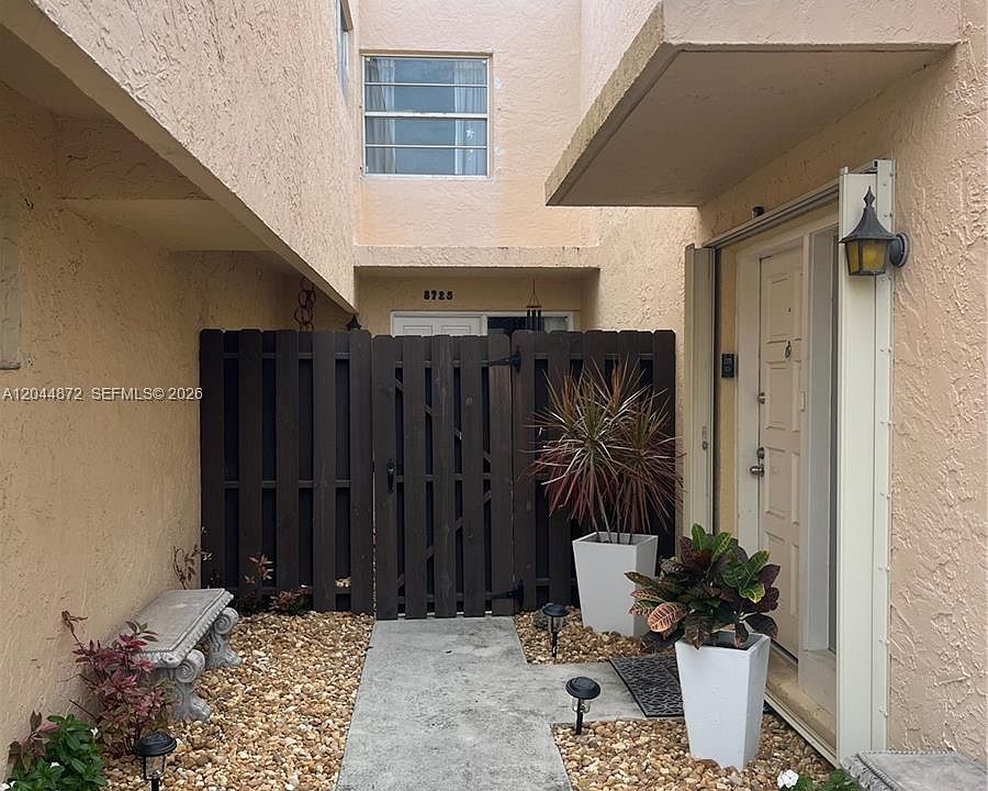 1st image of 8925 NE Four Avenue Rd #8925