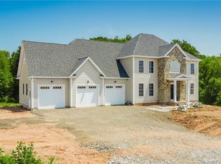 42 Stallion Dr, Glastonbury, CT 06033