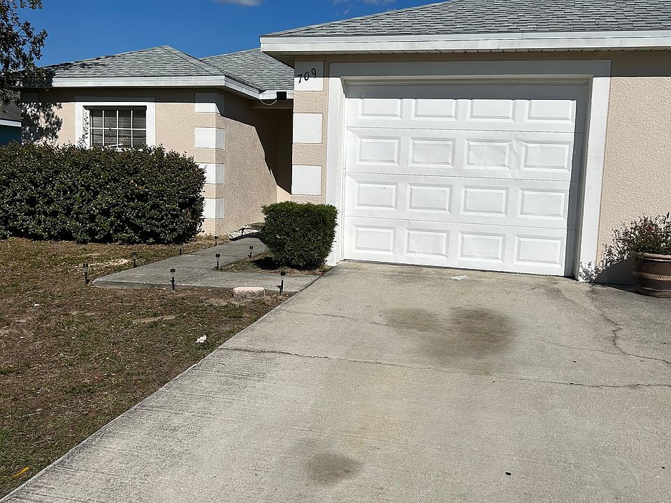 1st image of 709-711 Bobcat Ct
