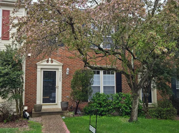 45689 Paddington Station Ter, Sterling, VA 20166