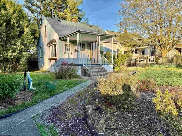 218 Cochran St, Fairmont, WV 26554