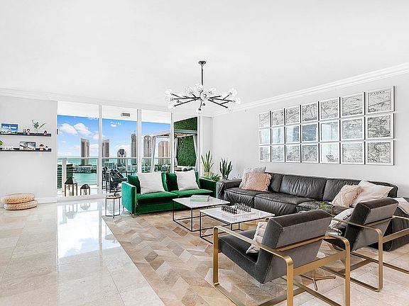 3rd image of 3201 NE 183rd St APT 2603