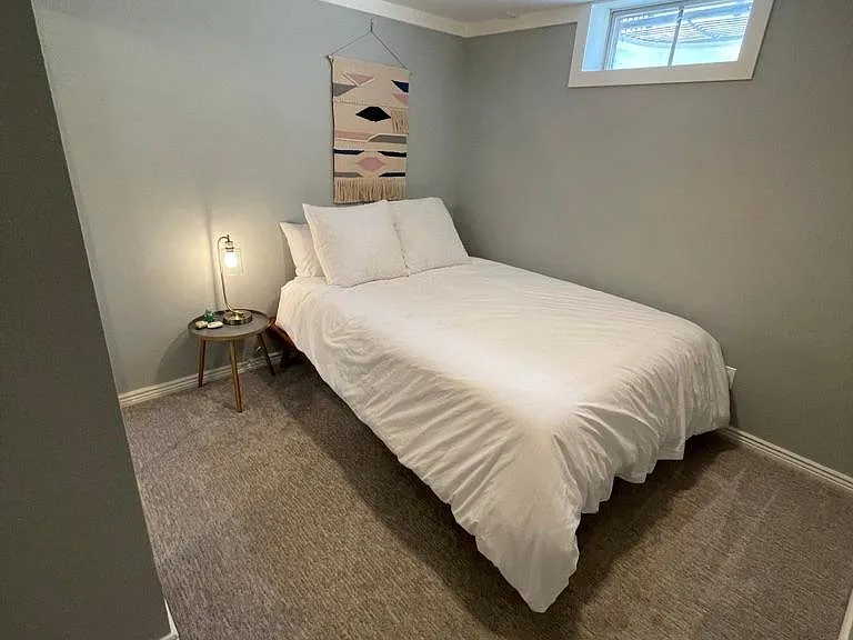 4564 E Colorado Ave — Photo 16