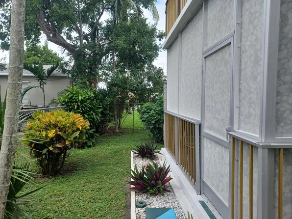 2240 JOHNSON Street #112, Hollywood, FL 33020