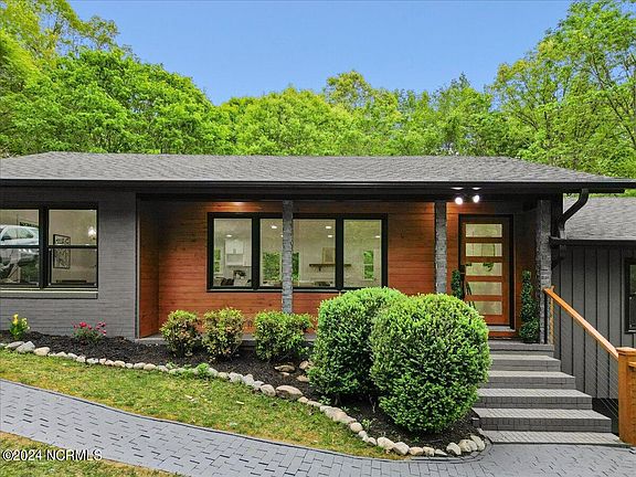 4th image of 219 Glenhill Lane