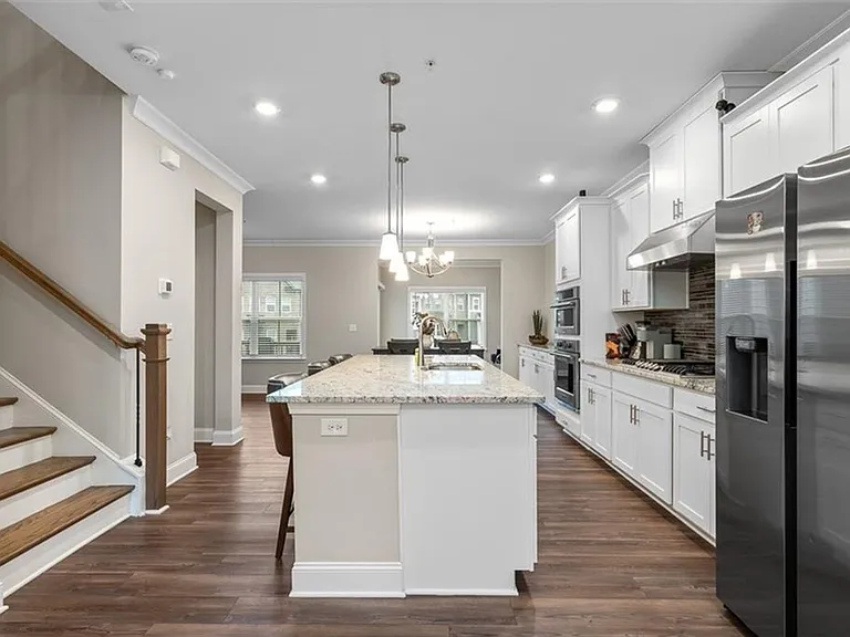 2641 Blackburn Ct — Photo 12