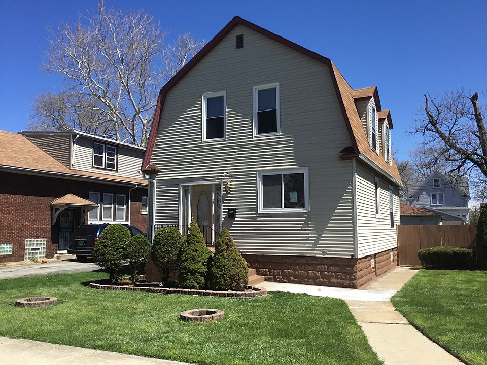 1st image of 13901 Park Ave