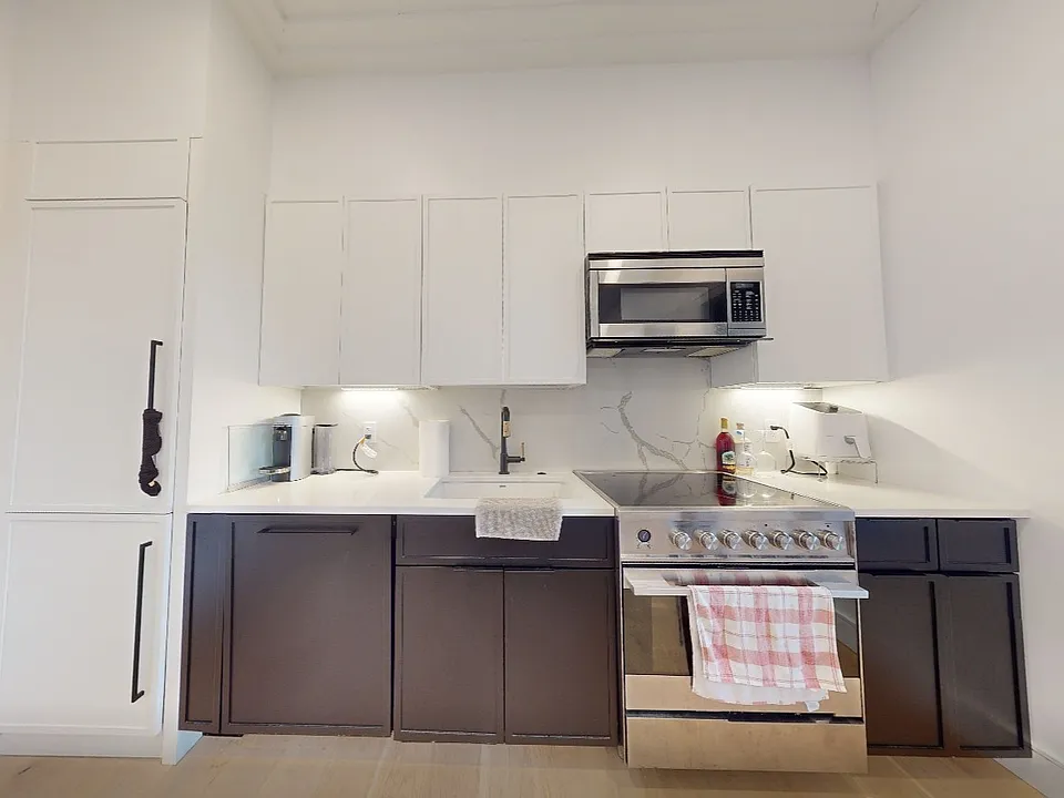 50 Leo M Birmingham Pkwy #608