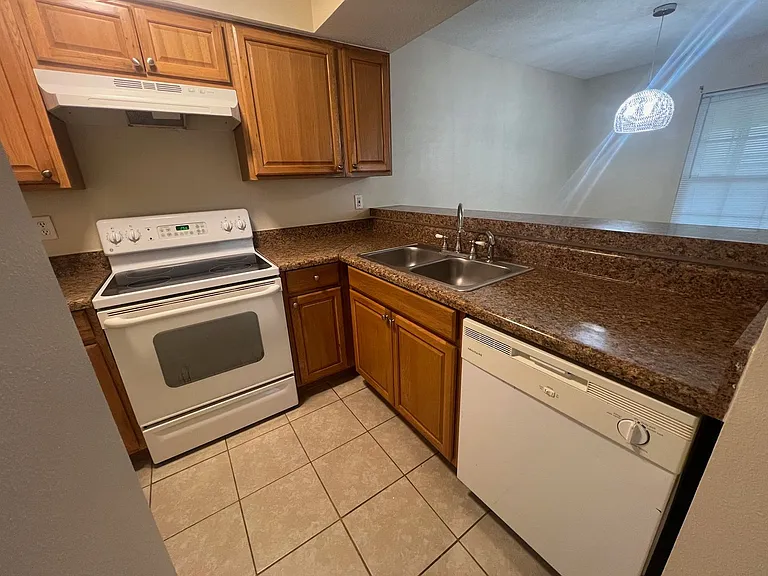 3019 Bonaventure Cir #101 — Photo 5