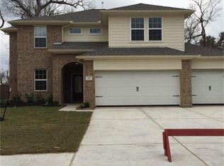 121 Meadow Ridge Way, Clute, TX 77531