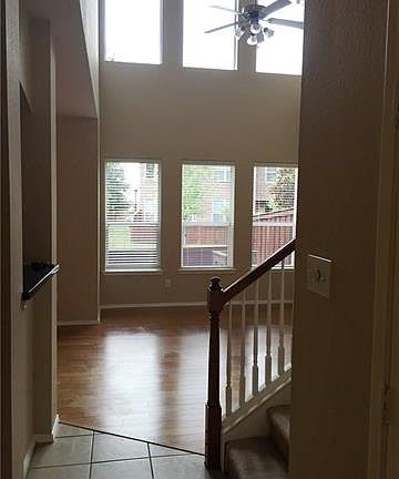 3rd image of 2980 Muirfield Dr