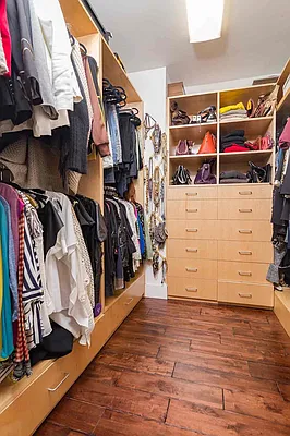 Rented by Keller Williams NYC | media 24