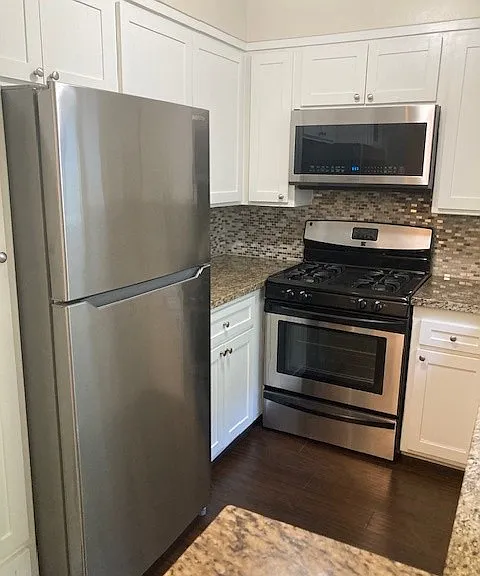 200 S Catalina Ave #C — Photo 13